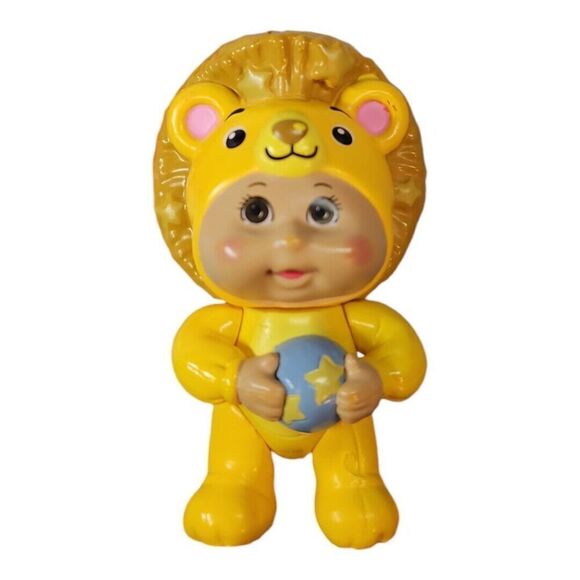 Cabbage Patch Kids Cutietown 2.5 inch Lion W/ Ball PVC Figure - Picture 1 of 5
